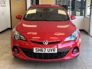 2017 Vauxhall Astra Gtc 1.4 I Turbo Limited Edition in Red — image 2