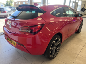 2017 Vauxhall Astra Gtc 1.4 I Turbo Limited Edition in Red — image 5