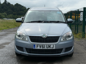 2011 Skoda Roomster 1.6 Tdi Se MPV 5dr Diesel Manual Euro 5 (90 Ps) in Blue — image 2