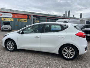 2016 Kia Ceed 1.6 Crdi 2 in White — image 6