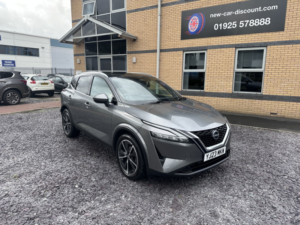 2023 Nissan Qashqai 1.3 Dig-T Mhev Tekna in Grey — image 2