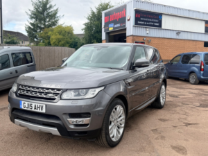 2015 Land Rover Range Rover Sport 3.0 Sd V6 Hse in Grey — image 2