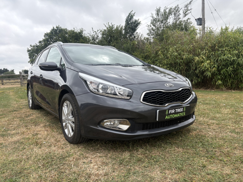2014 Kia Ceed 1.6 Crdi 3 in Grey — image 1