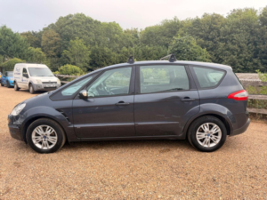 2010 Ford S-Max 2.0 Tdci Zetec Euro 4 5dr in Grey — image 6