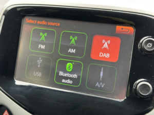 2016 Citroen C1 1.0 Vti Feel in White — image 4