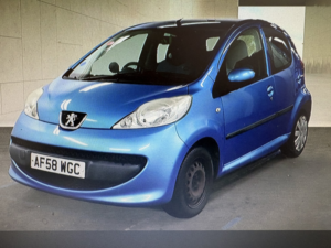 2008 Peugeot 107 1.0 12v Urban Move in Blue — image 2