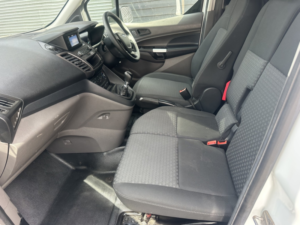 2022 Ford Transit Connect 1.0 Transit Connect Trend Van Swb 210 L1 1.0l Ecoboost 100ps Fwd 6-Speed Manual in White — image 4