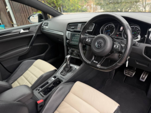 2015 Volkswagen Golf 2.0 Tsi Bluemotion Tech R Hatchback 5dr Petrol DSG 4motion Euro 6 (s/s) (300 Ps) in Blue — image 3