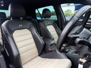 2015 Volkswagen Golf 2.0 Tsi Bluemotion Tech R Hatchback 5dr Petrol DSG 4motion Euro 6 (s/s) (300 Ps) in Blue — image 5