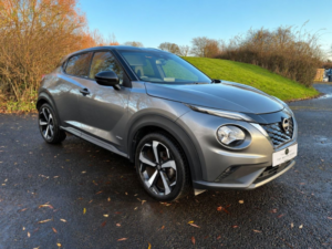 2023 Nissan Juke 1.6 Tekna SUV 5dr Petrol Hybrid Auto Euro 6 (143 Ps) in Grey — image 2