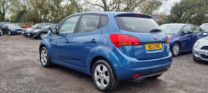 2012 Kia Venga 1.6 Crdi Ecodynamics 3 Euro 5 (s/s) 5dr (sat Nav) in Blue — image 4