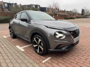 2022 Nissan Juke 1.6 Tekna Auto Euro 6 5dr in Grey — image 6