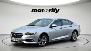 2018 Vauxhall Insignia 1.6 Turbo D Ecotec Tech Line Nav Grand Sport Euro 6 (s/s) 5dr in Silver — image 2