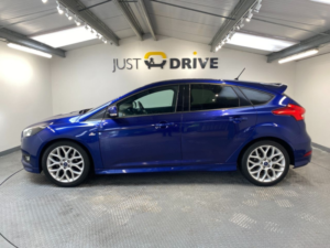 2018 Ford Focus 1.0t Ecoboost St-Line Hatchback 5dr Petrol Manual Euro 6 (s/s) (140 Ps) in Blue — image 2