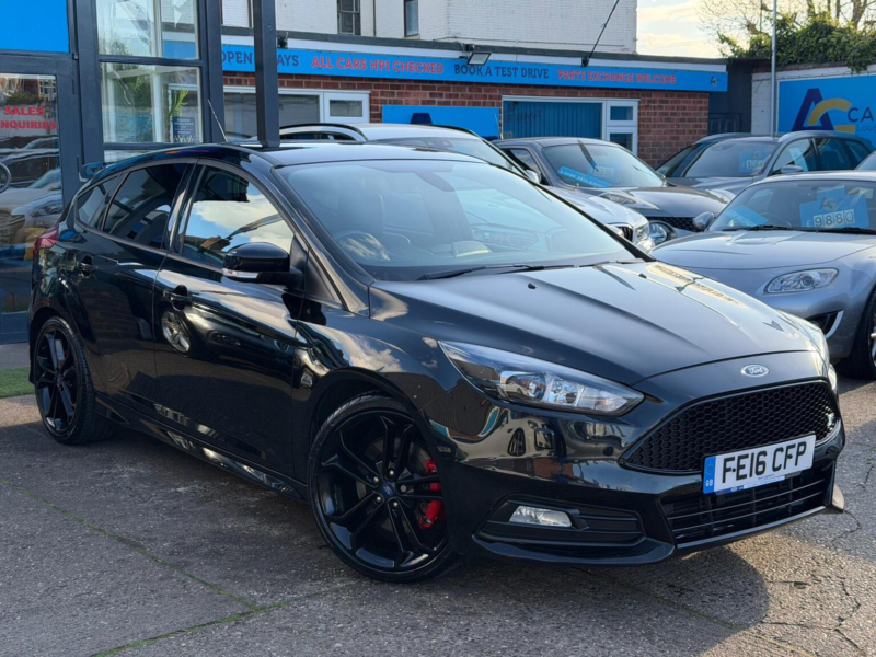 2016 Ford Focus 2.0 Tdci St-3 Euro 6 (s/s) 5dr in Black — image 1