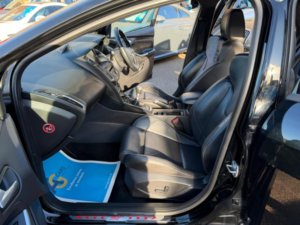 2016 Ford Focus 2.0 Tdci St-3 Euro 6 (s/s) 5dr in Black — image 4