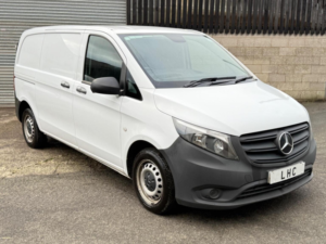 2021 Mercedes-Benz Vito 2.0 114 Cdi Progressive G-Tronic Rwd L1 Euro 6 (s/s) 5dr in White — image 2