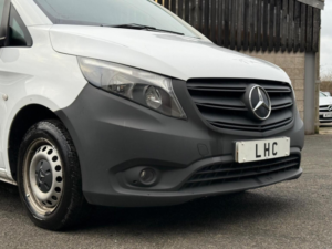 2021 Mercedes-Benz Vito 2.0 114 Cdi Progressive G-Tronic Rwd L1 Euro 6 (s/s) 5dr in White — image 5