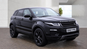 2017 Land Rover Range Rover Evoque 2.0 Td4 Se Tech Auto 4WD Euro 6 (s/s) 5dr in Black — image 3