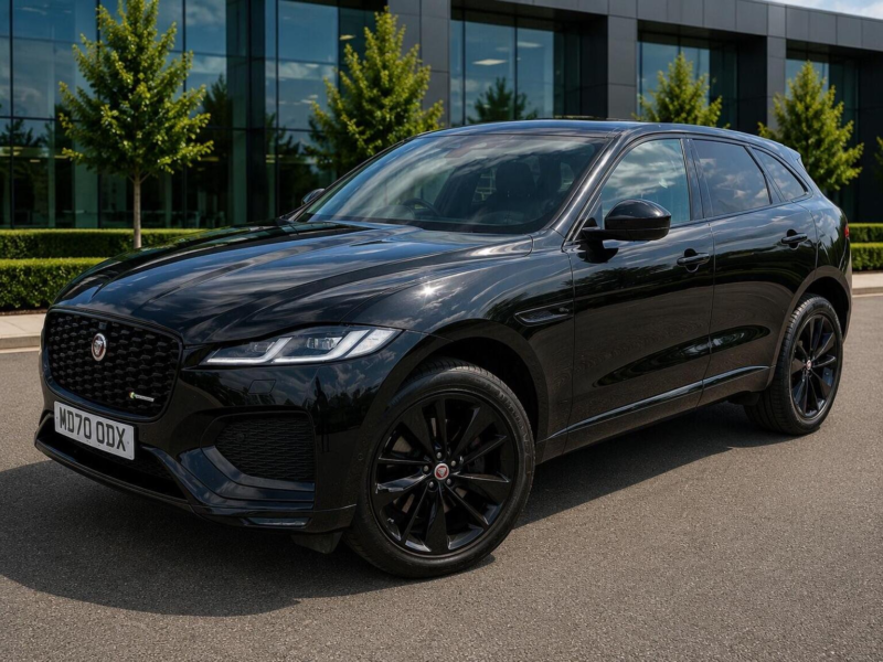 2021 Jaguar F-Pace 2.0 D200 Mhev R-Dynamic Se Auto AWD Euro 6 (s/s) 5dr in Black — image 1