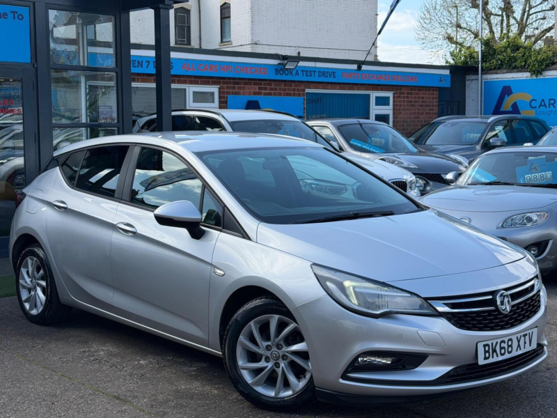 2018 Vauxhall Astra 1.6 Cdti Ecotec Blueinjection Tech Line Nav Euro 6 (s/s) 5dr in Silver — image 1
