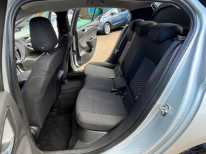 2018 Vauxhall Astra 1.6 Cdti Ecotec Blueinjection Tech Line Nav Euro 6 (s/s) 5dr in Silver — image 5