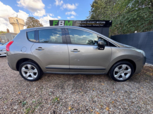 2012 Peugeot 3008 1.6 E-Hdi Active Egc Euro 5 (s/s) 5dr in Grey — image 6