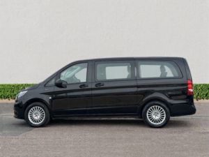 2022 Mercedes-Benz Evito 100kwh Pro Tourer Double Cab 5dr Electric Auto Fwd L2 (9seat) (204 Ps) in Black — image 4