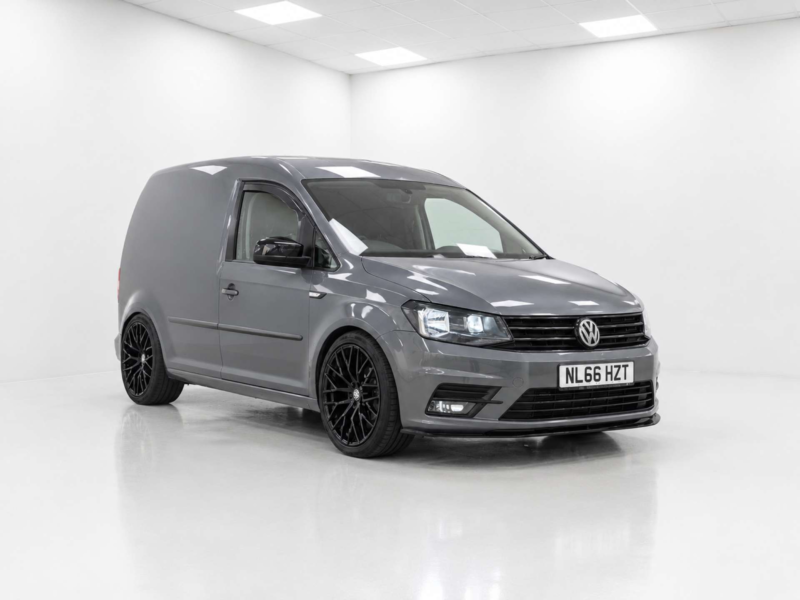 2016 Volkswagen Caddy 1.6 Caddy C20 Highline Tdi in Grey — image 1