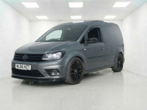 2016 Volkswagen Caddy 1.6 Caddy C20 Highline Tdi in Grey — image 3