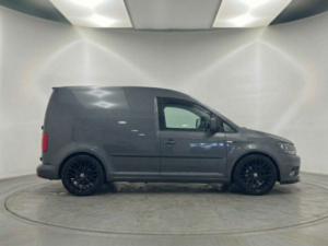 2016 Volkswagen Caddy 1.6 Caddy C20 Highline Tdi in Grey — image 4