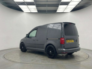 2016 Volkswagen Caddy 1.6 Caddy C20 Highline Tdi in Grey — image 5