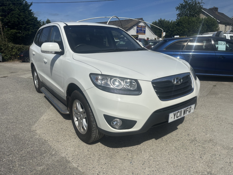 2011 Hyundai Santa Fe 2.2 Crdi Style in White — image 1