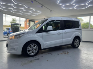 2017 Ford Tourneo Connect 1.5 Tdci Titanium Powershift Euro 6 (s/s) 5dr in White — image 2