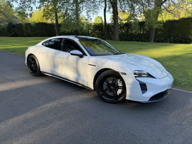 2021 Porsche Taycan Performance Plus 93.4kwh 4s in White — image 1