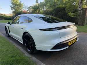 2021 Porsche Taycan Performance Plus 93.4kwh 4s in White — image 5