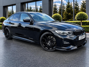 2020 BMW 3 Series 2.0 320i M Sport Auto Euro 6 (s/s) 4dr in Black — image 4