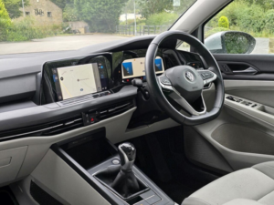 2020 Volkswagen Golf 1.5 Tsi Style Hatchback 5dr Petrol Manual Euro 6 (s/s) (150 Ps) in Silver — image 3