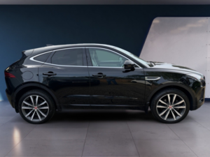 2019 Jaguar E-Pace 2.0 D180 R-Dynamic Hse in Black — image 4