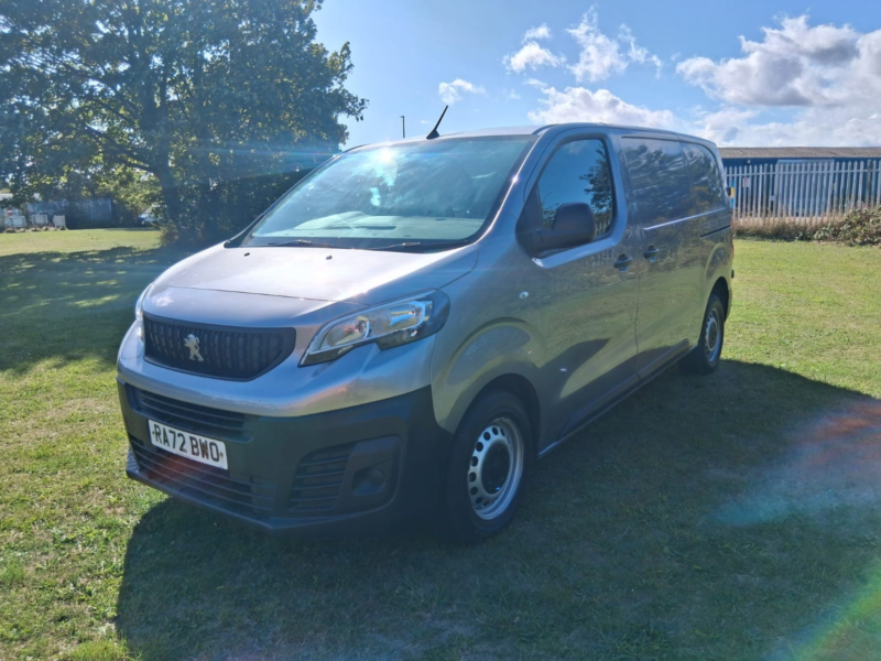 2023 Peugeot Expert 1.5 Bluehdi 1000 Professional Premium + Standard Panel Van 6dr Diesel Manual Mwb Euro 6 (s/s) (100 Bhp) in Grey — image 1