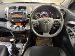 2011 Toyota Rav4 2.2 D-4d Xt-R SUV 5dr Diesel Manual 4WD Euro 5 (150 Ps) in Silver — image 6