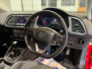 2014 SEAT Leon 2.0 Tdi Cr Fr DSG Euro 5 (s/s) 5dr in Red — image 3