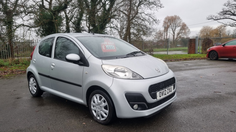 2012 Peugeot 107 1.0 12v Active in Silver — image 1