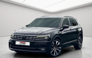 2018 Volkswagen Tiguan 2.0 Tdi R-Line DSG 4motion Euro 6 (s/s) 5dr in Black — image 3