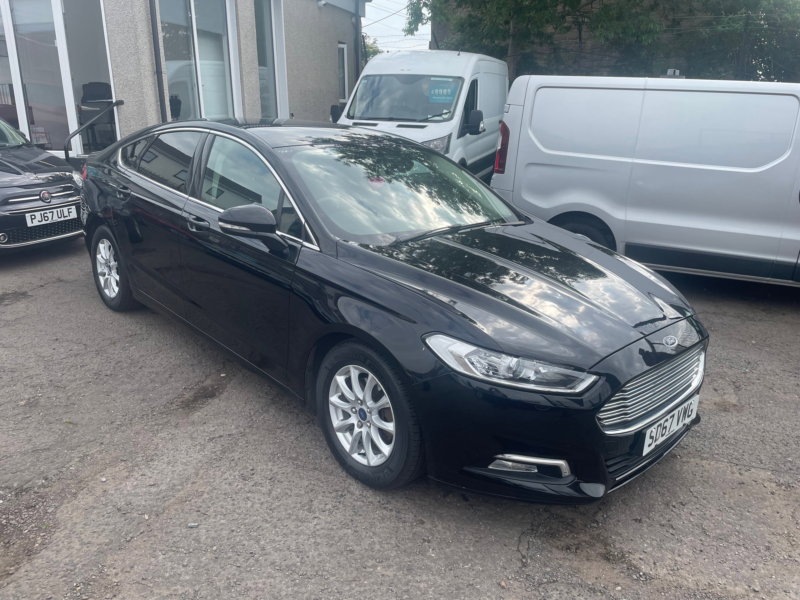 2017 Ford Mondeo 2.0 Tdci Zetec Hatchback 5dr Diesel Manual Euro 6 (s/s) (150 Ps) in Black — image 1