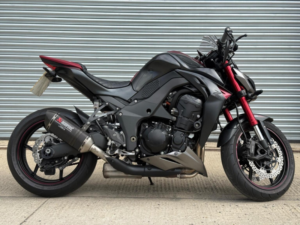 2016 Kawasaki Z1000 1000 Special Edition in Red — image 4