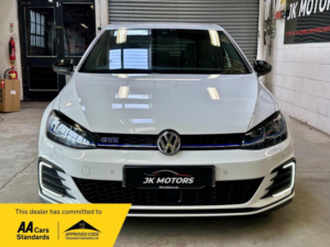 2018 Volkswagen Golf 1.4 Tsi 8.7kwh Gte Advance DSG Euro 6 (s/s) 5dr in White — image 5