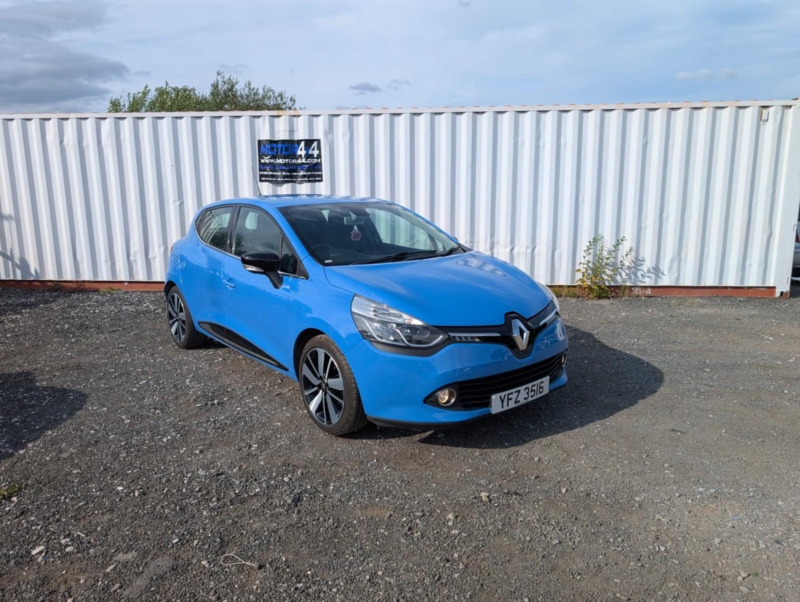 2015 Renault Clio 0.9 Dynamique S Nav Tce 90 in Blue — image 1