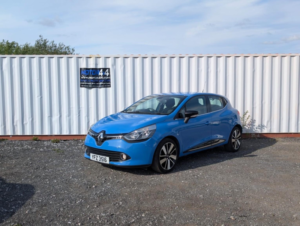 2015 Renault Clio 0.9 Dynamique S Nav Tce 90 in Blue — image 2