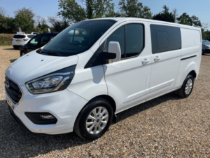 2022 Ford Transit Custom 2.0 Transit Custom Limited Dciv 300 L2 2.0l Ecoblue 130ps Fwd 6 Speed Manual in White — image 3